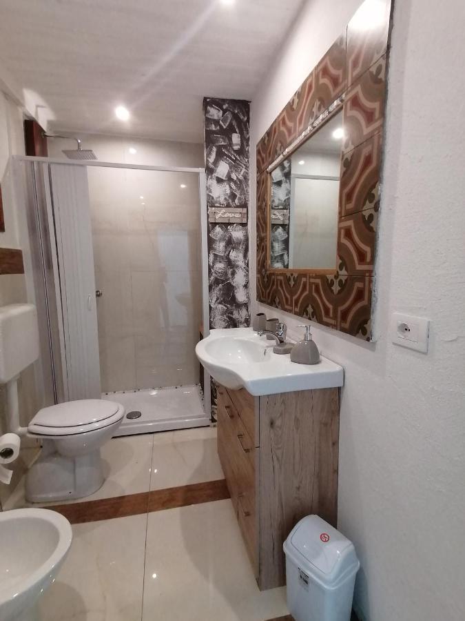L'Antico Palazzo Rooms Катания Экстерьер фото