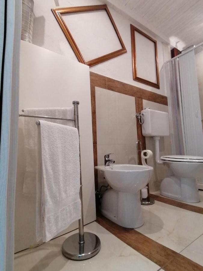 L'Antico Palazzo Rooms Катания Экстерьер фото