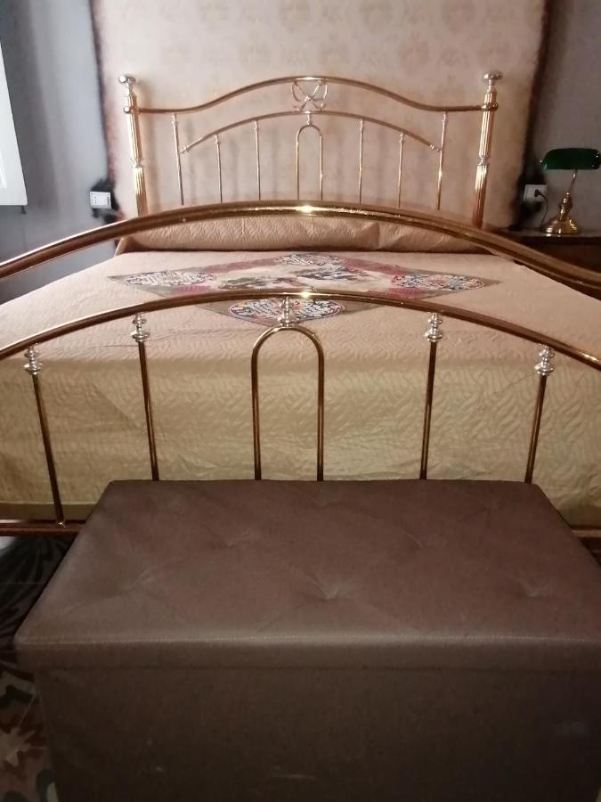 L'Antico Palazzo Rooms Катания Экстерьер фото